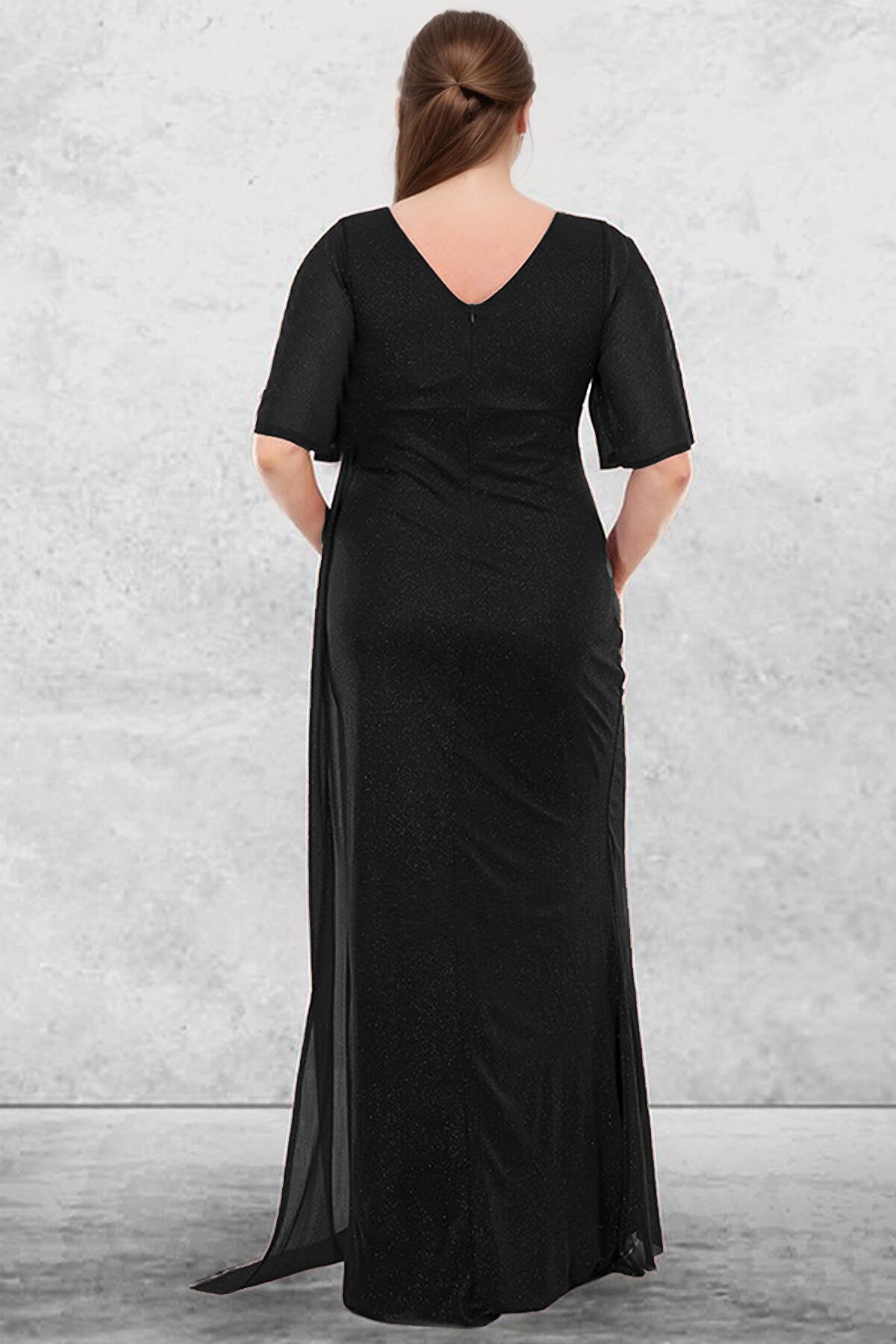 Plus - Size Lange Glinsterende Avondjurk — Zwart