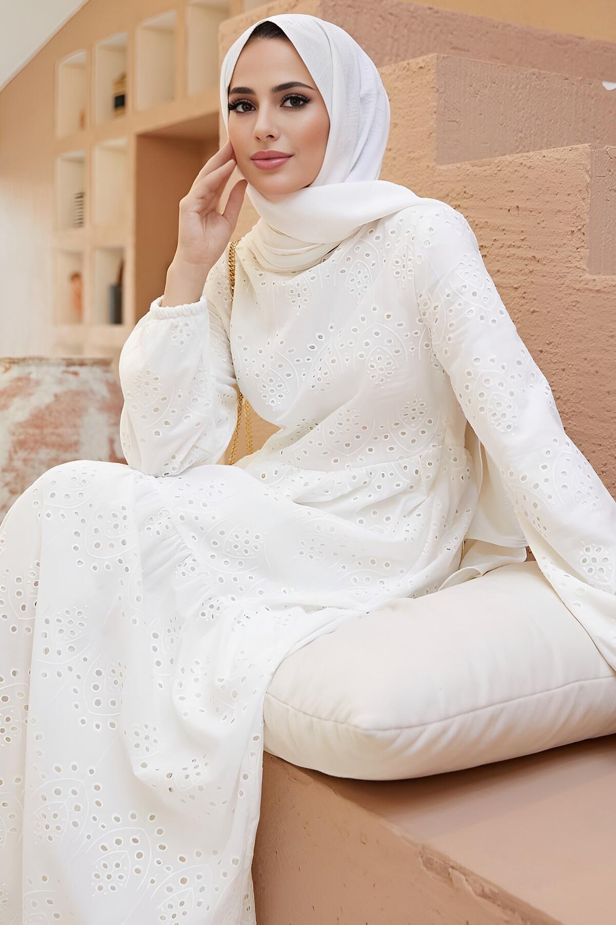 Ecru Guipure Maxi - Jurk