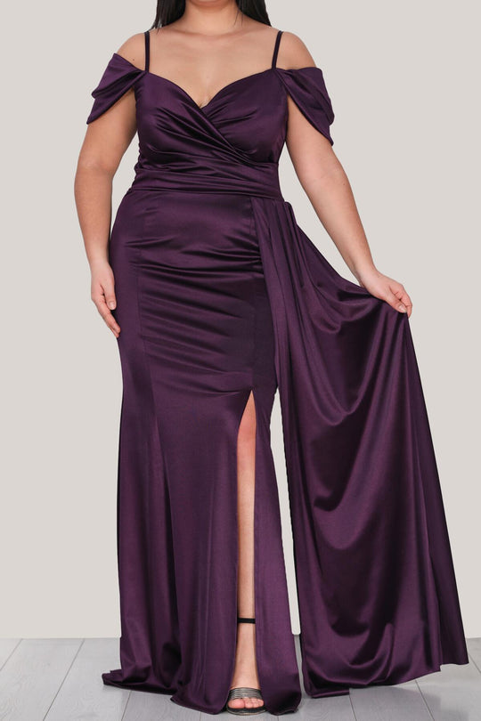 Plus - Size Satijnen Avondjurk Met Bandjes — Donkerpaars