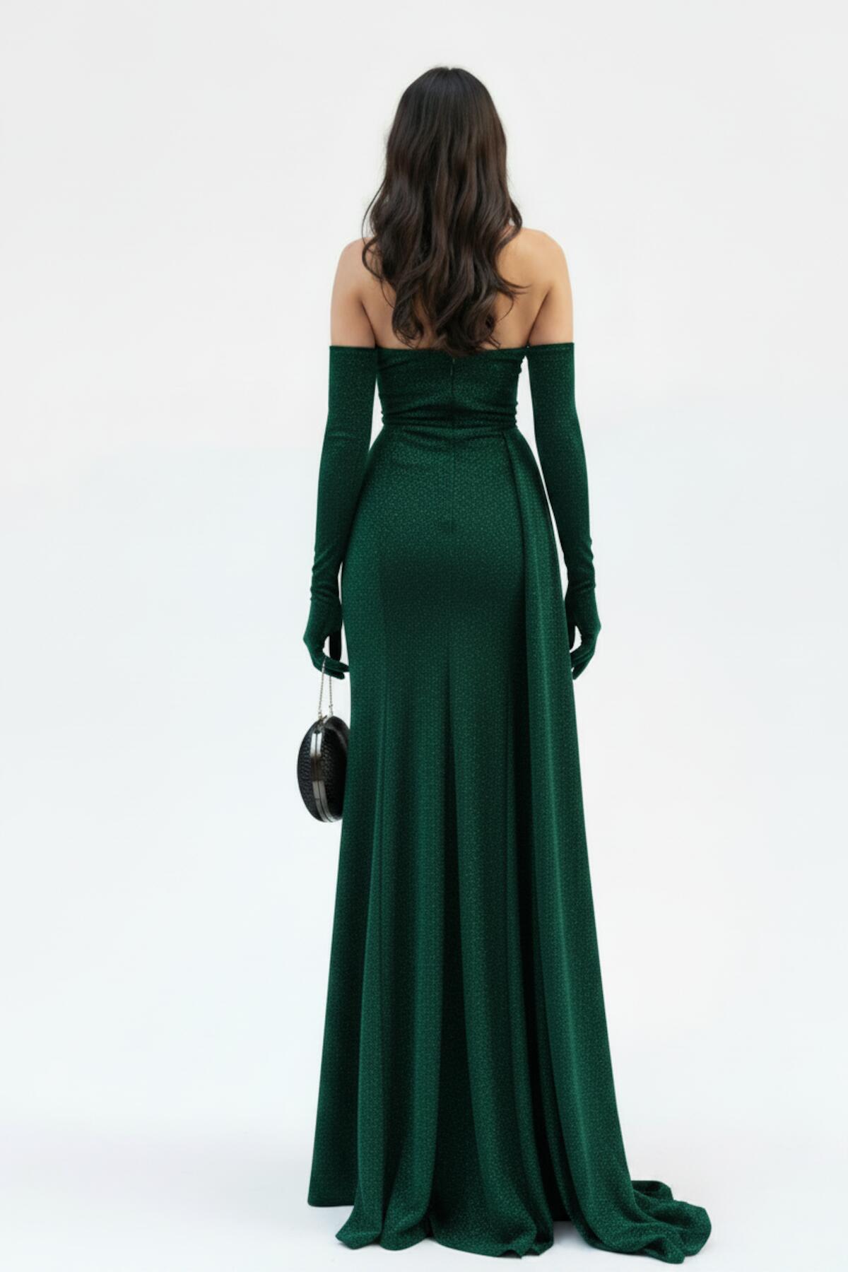 Emerald Green Embellished Mermaid Gown