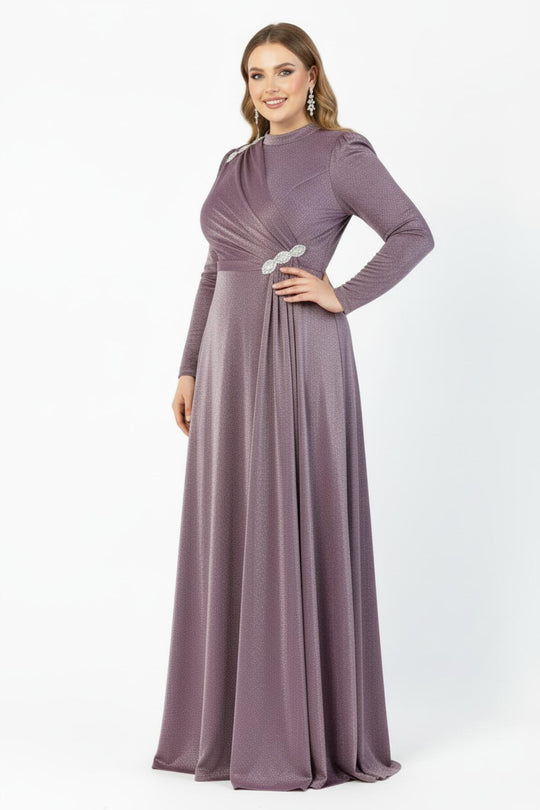 Abendkleid In Großen Größen Mit Taillen - Und Schulterdetails — Puderrosa