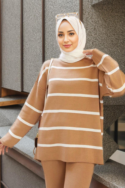 Gebreid tweedelig pak in beige one size NTKM0007K2019BEJ