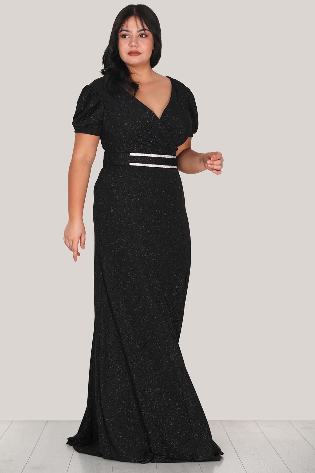 Abendkleid In Großen Größen — Schwarz