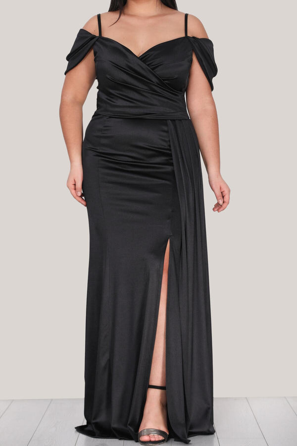 Zwarte Satijnen Avondjurk Met Smalle Bandjes (Plus Size)