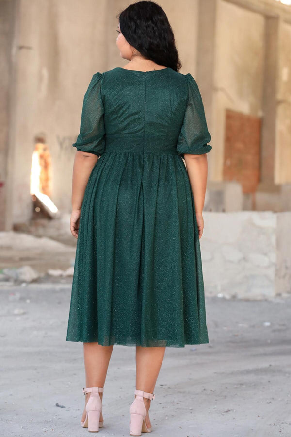 Plus - Size Avondjurk Met Geplooide Taille — Groen