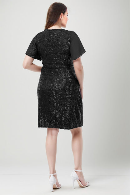 Plus‑Size Midi Dress With Waist Brooch — Black