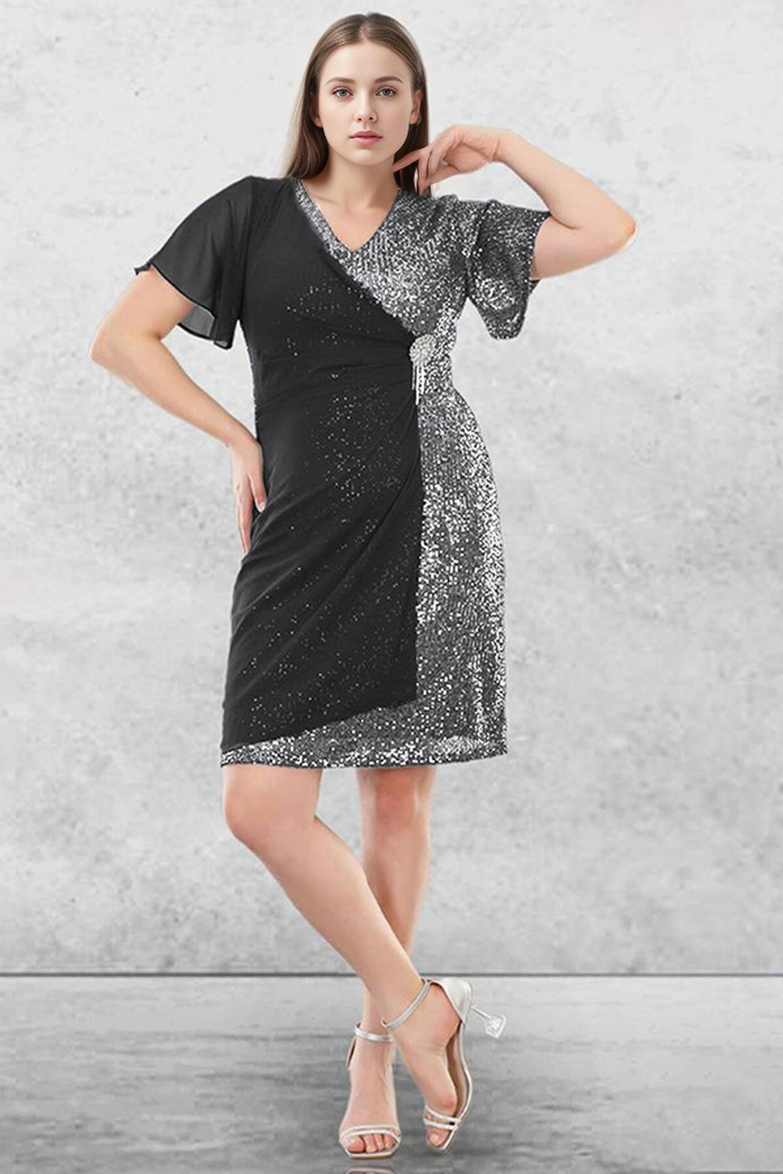 Robe Midi Grande Taille Avec Broche À La Taille — Argenté
