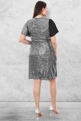 Robe Midi Grande Taille Avec Broche À La Taille — Argenté