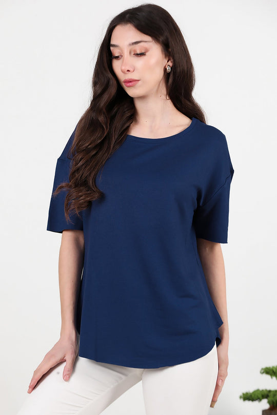 T - Shirt Met Ronde Hals En Afgeronde Zoom — Marineblauw