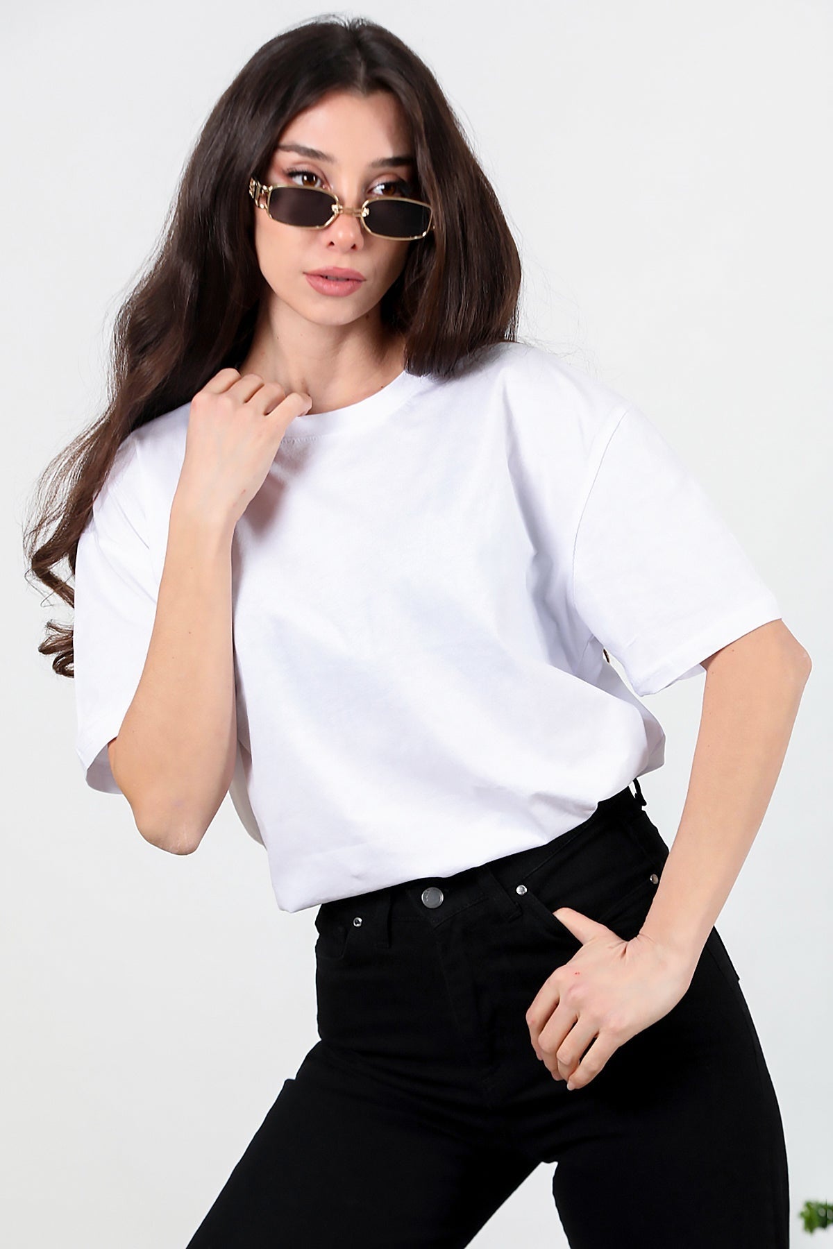 Oversized T - Shirt Met Ronde Hals En Zijsplitsing – Off - White
