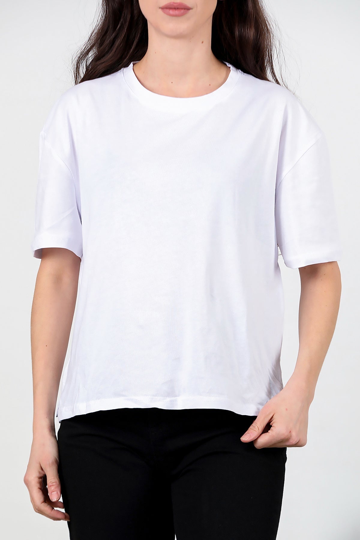 Oversized T - Shirt Met Ronde Hals En Zijsplitsing – Off - White