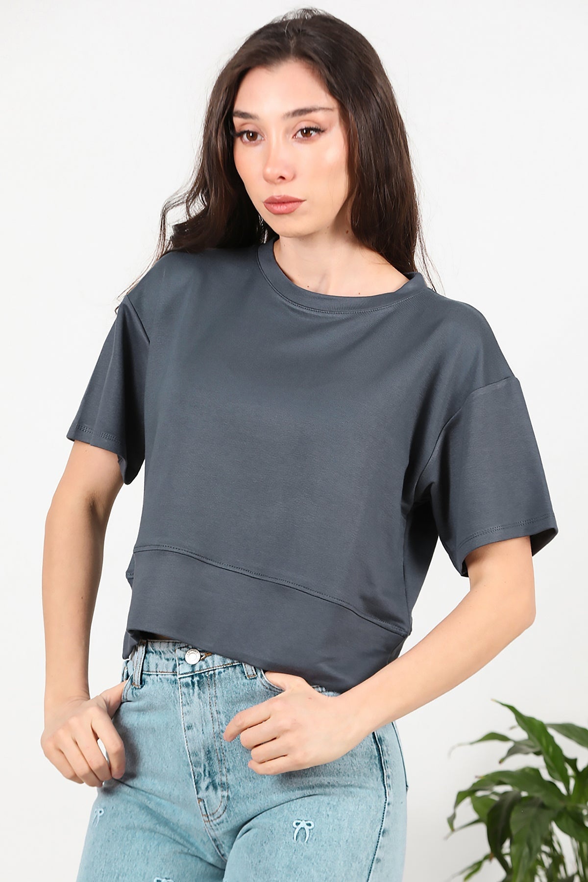 T - Shirt Met Ronde Hals En Zijsplit – Antraciet