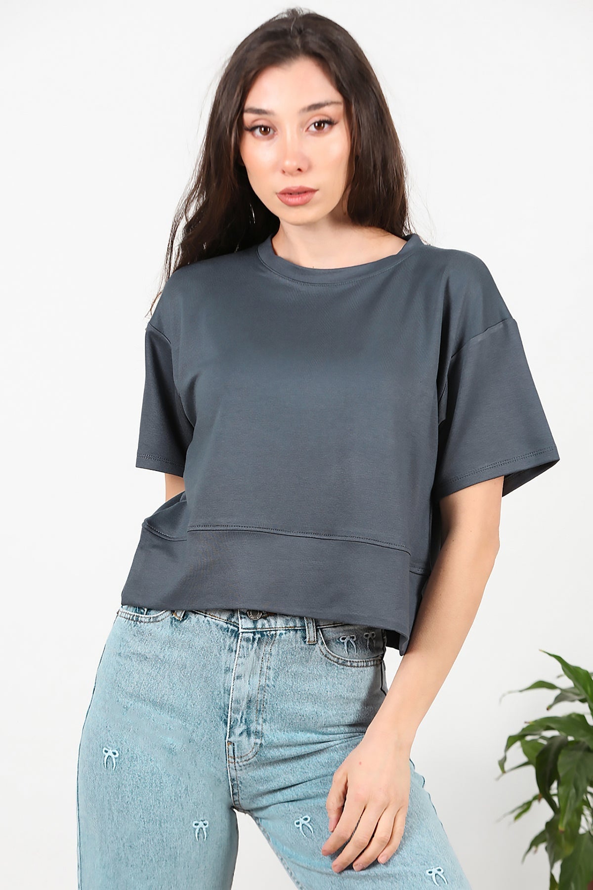 T - Shirt Met Ronde Hals En Zijsplit – Antraciet