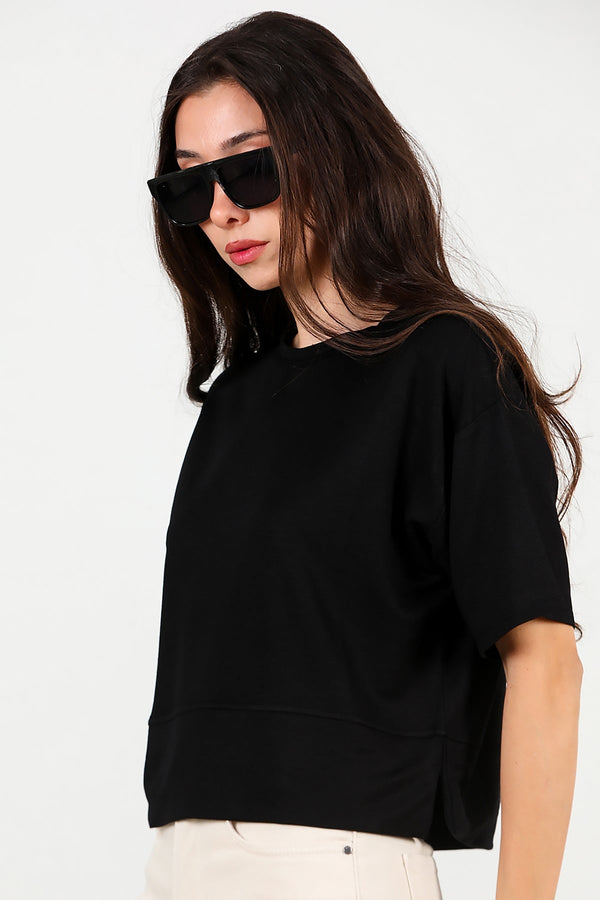 T - Shirt Met Ronde Hals En Zijsplit — Zwart