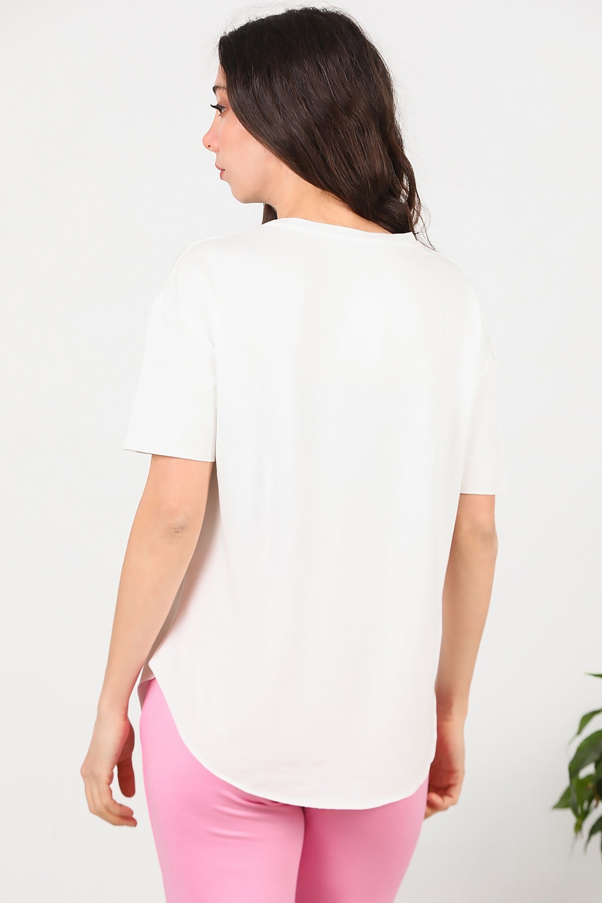 T - Shirt Met V - Hals En Afgeronde Zoom, Ecru