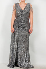 Robe De Soirée Longue Grande Taille À Sequins Avec Chaîne À L'épaule — Argent