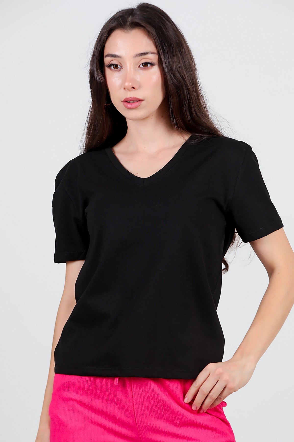 T - Shirt Met V - Hals – Zwart