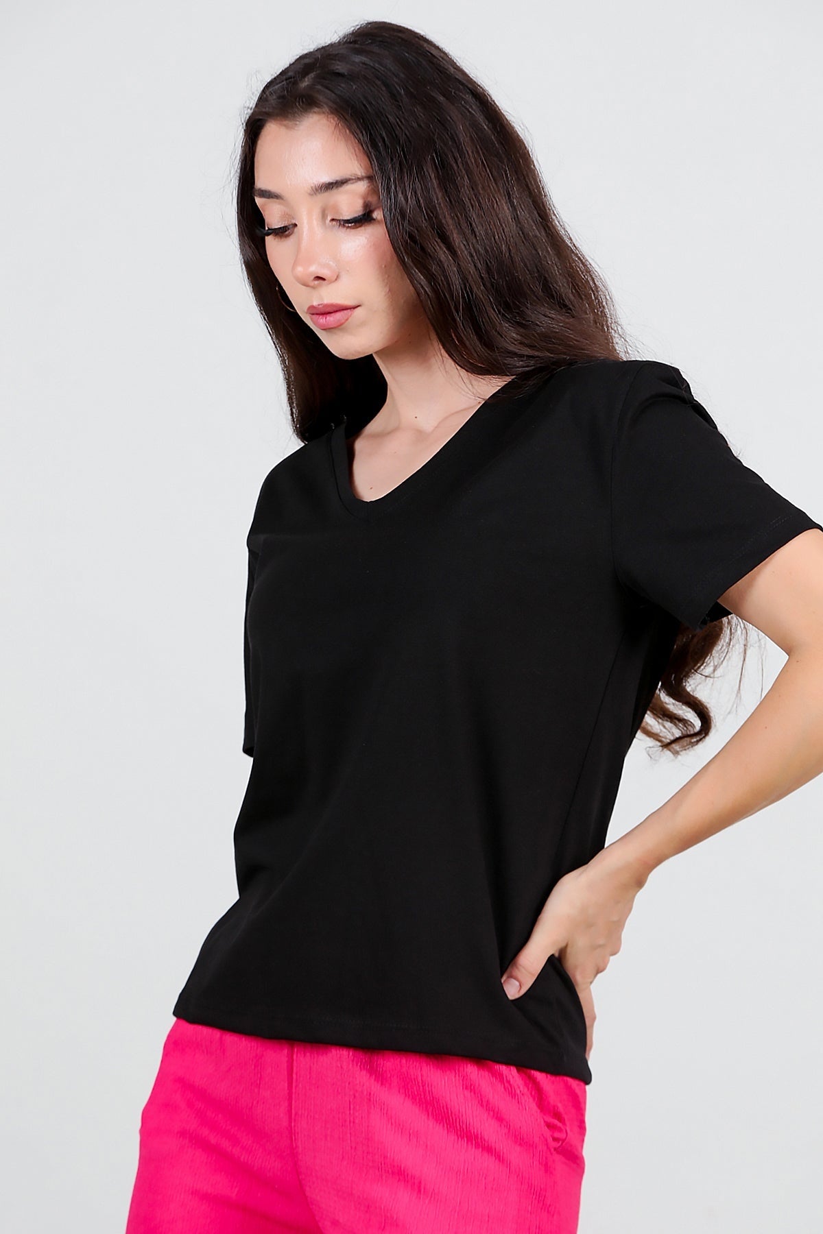 T - Shirt Met V - Hals – Zwart