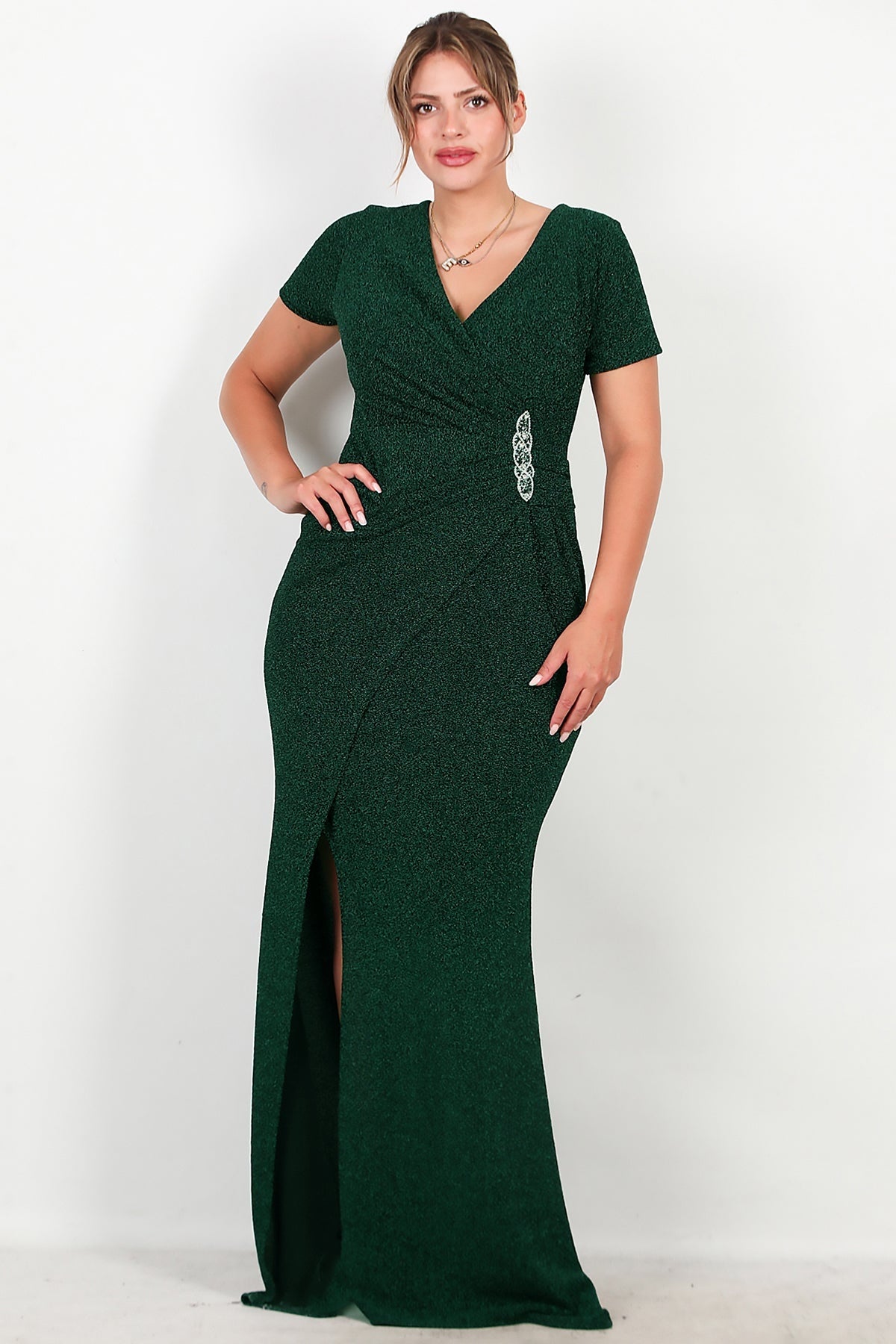 Avondjurk In Grote Maten Met Versierde Taille En Glitter — Smaragd