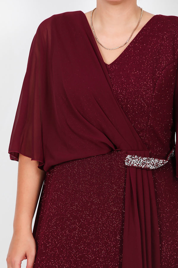 Plus - Size Lange Avondjurk Met Chiffon Bovenstuk En Taille Met Steenbesatz – Bordeaux