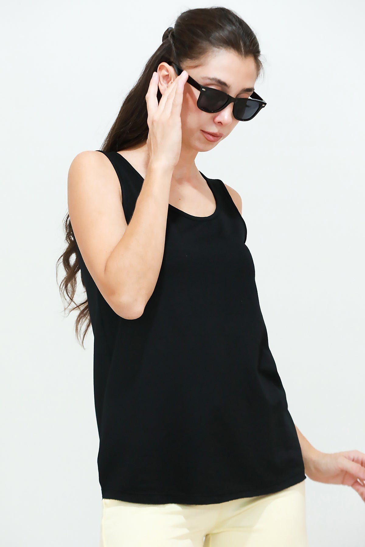T - Shirt Met Brede Bandjes – Zwart