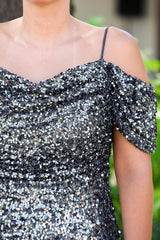 Robe De Soirée Longue Grande Taille, Épaules Dénudées, Paillettes Et Fente — Gris