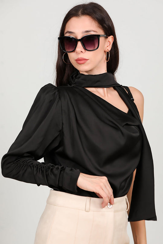 One - Shoulder Satijnen Blouse, Zwart