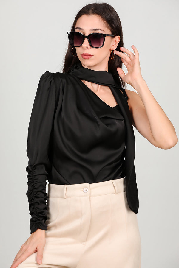 One - Shoulder Satijnen Blouse, Zwart