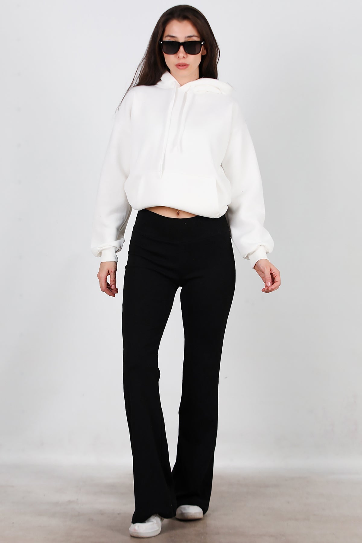 High - Waist Flared Leggings — Black