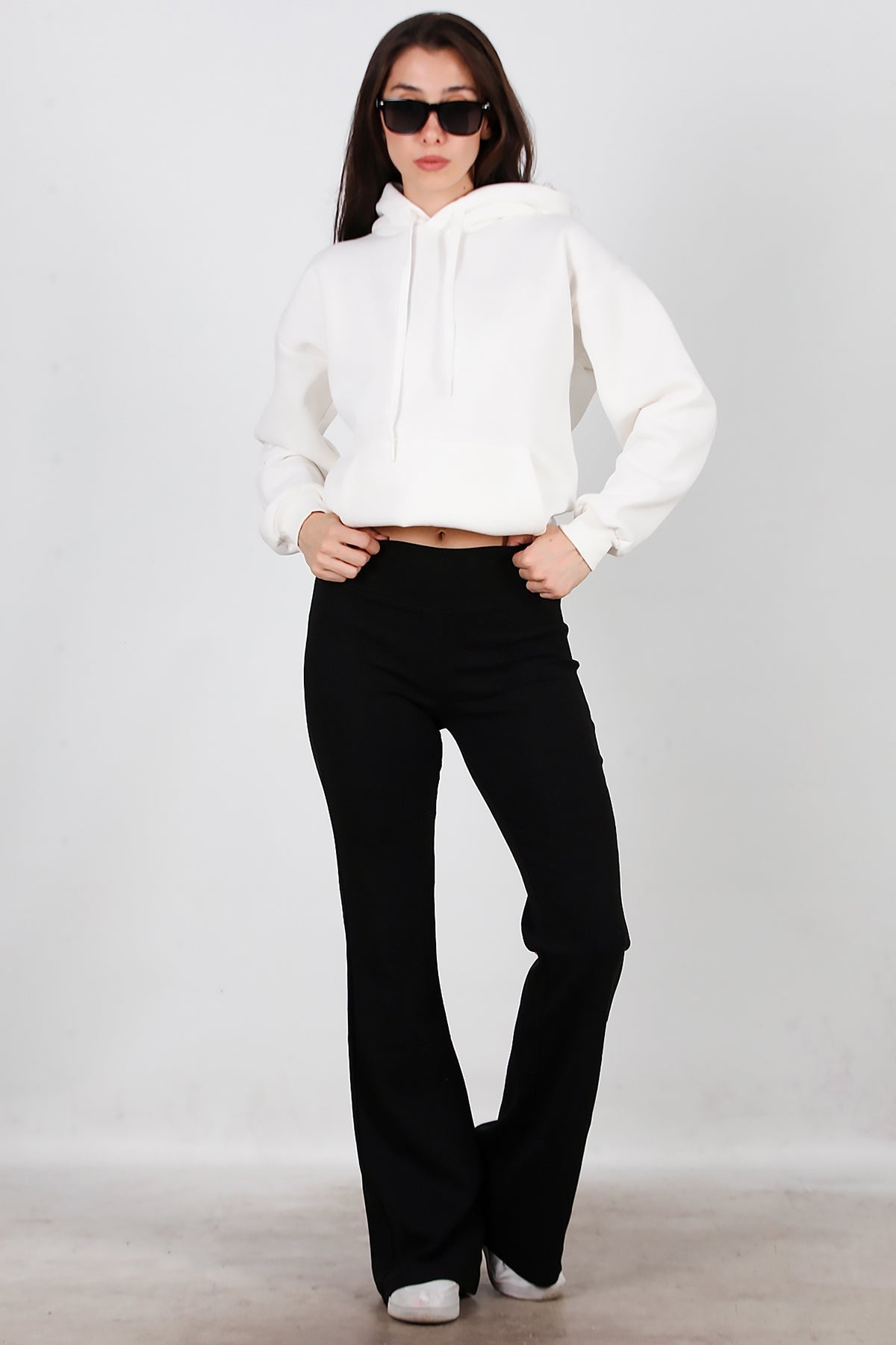 High - Waist Flared Leggings — Black