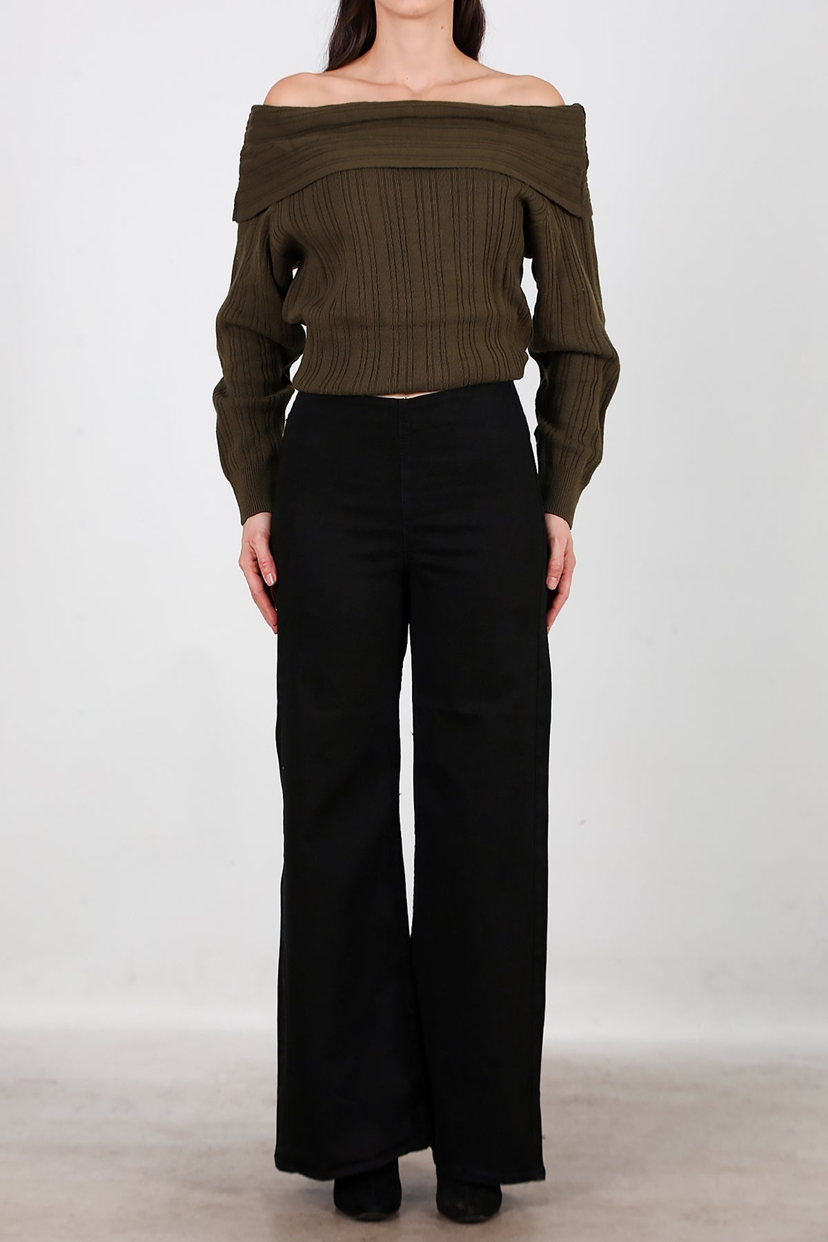Jeans Met Brede Pijpen En Elastische Taille – Zwart