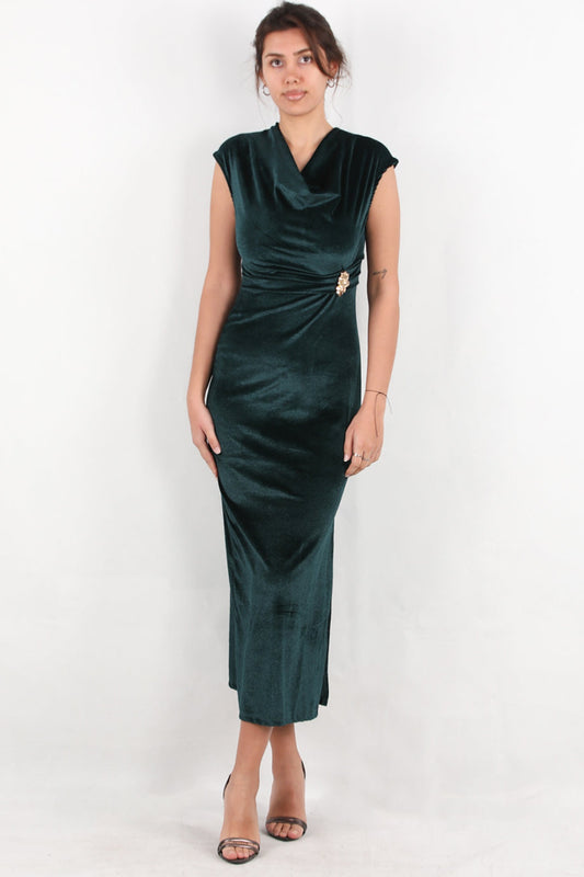 Long Velvet Dress With Clip Detail — Emerald