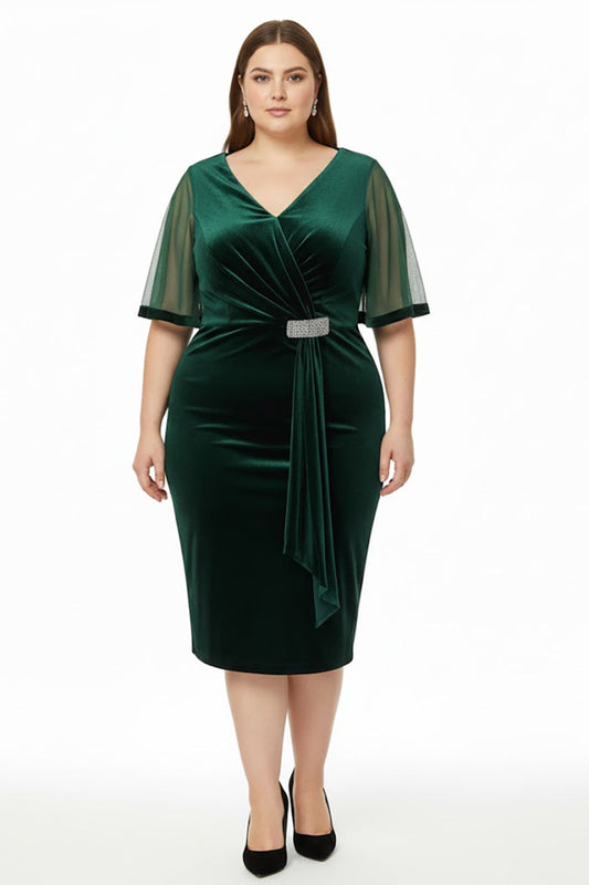 Samt - Abendkleid In Großen Größen Mit Steinbesetzter Taille Und Tüllärmeln — Grün