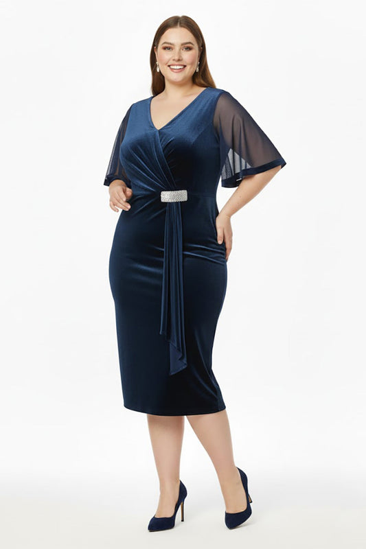 Samt - Abendkleid In Großen Größen Mit Steinbesetzter Taille Und Tüllärmeln — Marineblau