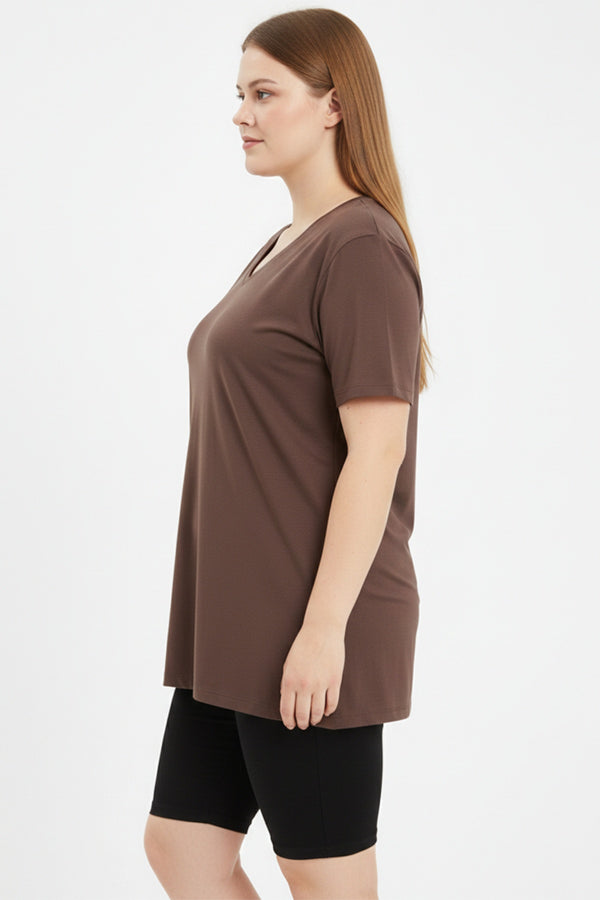 Oversized V - Hals T - Shirt — Bruin (Plusmaat)