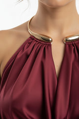 Halter Satin Bordeaux Avec Anneau