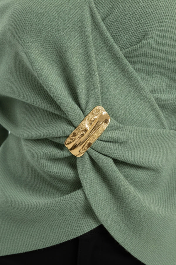 Glamour Blouse Met Sjaalkraag En Accessoiredetail — Lichtgroen
