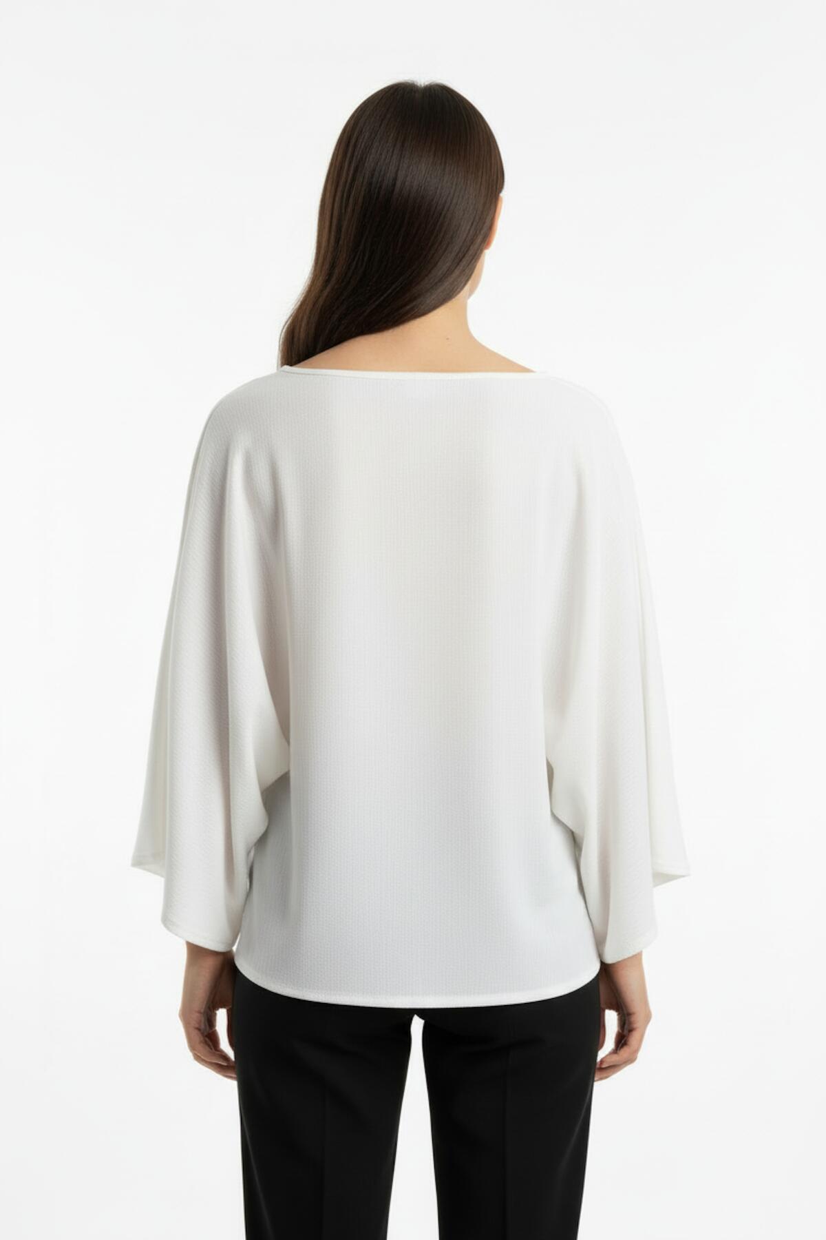 Blouse Met Vleermuismouwen En Boothals — Wit