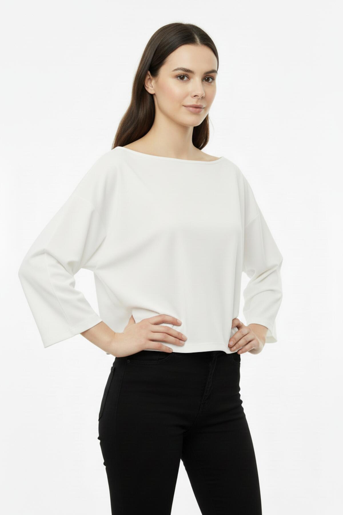 Blouse Met Laag Aangezette Schouders En Wijde Pasvorm — Ecru