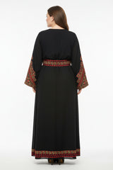 Robe Brodée Aux Manches, Épaules Et Ceinture D'inspiration Ethnique — Noir