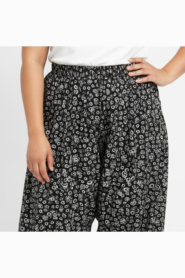 Harembroek In Grote Maten — Multicolor Met Viooltjesprint
