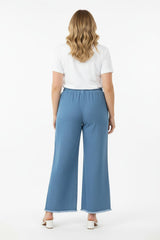 Jean Large Grande Taille En Denim Léger — Bleu