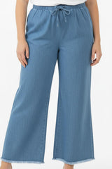 Jean Large Grande Taille En Denim Léger — Bleu