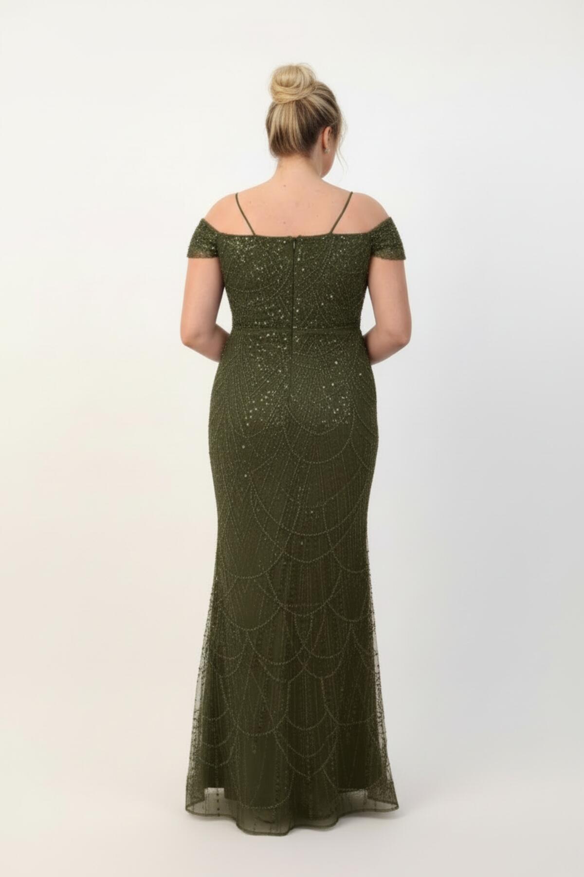 Büyük Beden Düşük Omuz Boncuklu Abiye  Haki