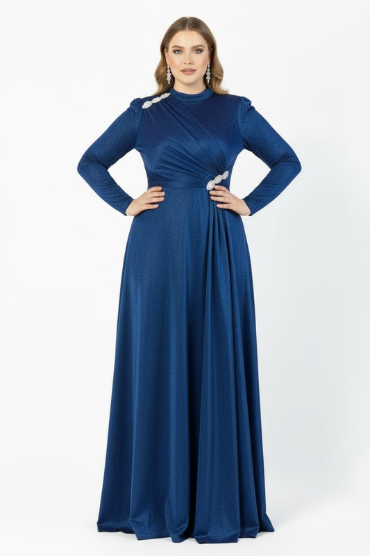 Abendkleid In Royalblau Für Große Größen Mit Taillen - Und Schulterdetails