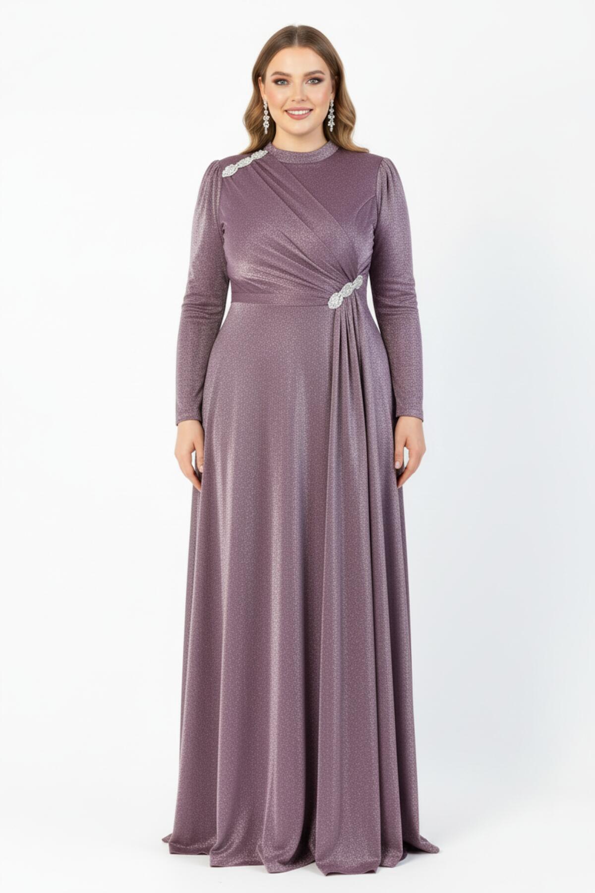 Avondjurk In Grote Maat Met Taille - En Schouderdetails — Poederroze