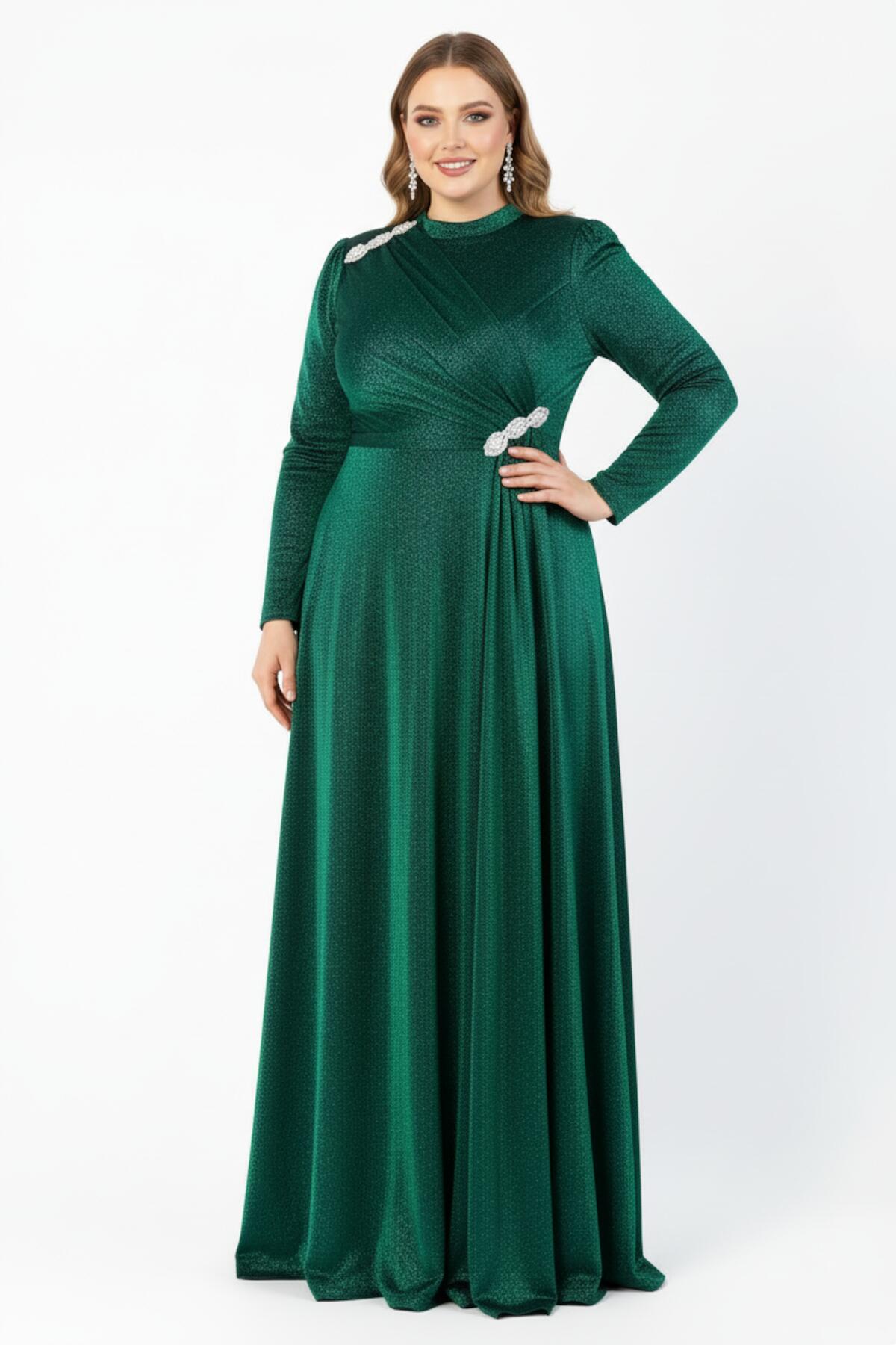 Avondjurk In Grote Maten Met Taille - En Schouderaccenten — Groen