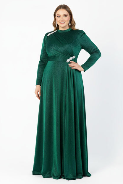 Avondjurk In Grote Maten Met Taille - En Schouderaccenten — Groen