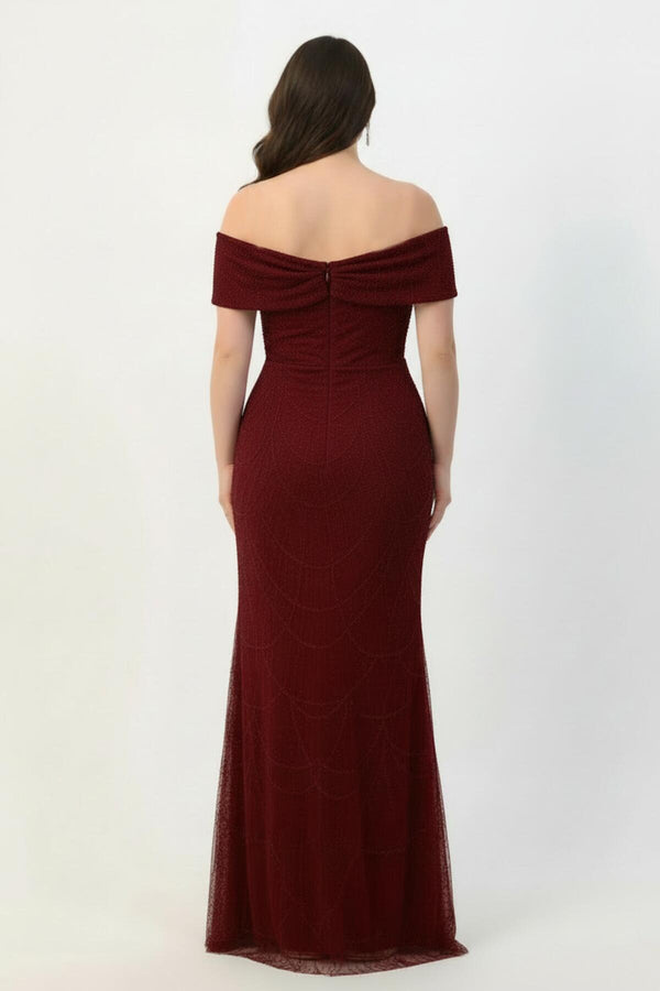 Plus - Size Lange Avondjurk Met Kralen - En Paillettenversiering Bij De Hals — Bordeaux