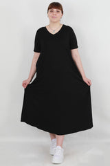 Plus - Size Relaxed Long - Sleeve Dress — Black